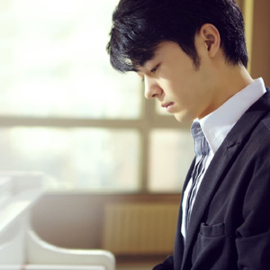 少萝疯狂❌喷水自慰18禁
